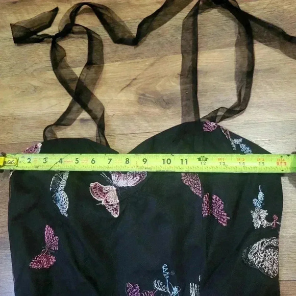 NWT Butterfly Embroidered Floral Tulle Dress Size Medium - Picture 8 of 13